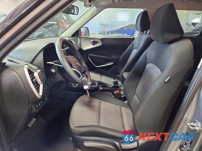Zdjęcie 7 z 14 samochodu: 2025 KIA SOUL LX VIN:KNDJ23AU6S7943814 - miniatura