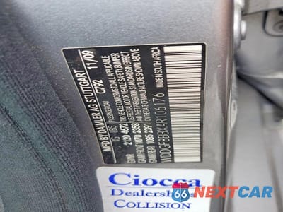 Zdjęcie 12 z 12 samochodu: 2010 MERCEDES-BENZ C 300 4MATIC VIN:WDDGF8BBXAR106176 - miniatura