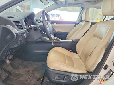 Zdjęcie 7 z 12 samochodu: 2011 LEXUS CT 200 VIN:JTHKD5BH4B2044859 - miniatura