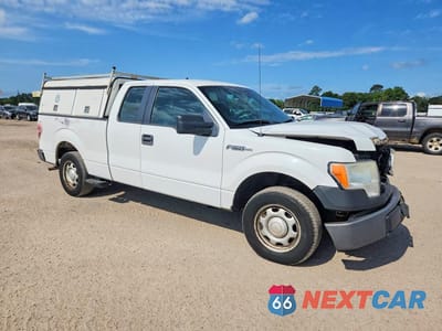 Czwarte zdjęcie samochodu z boku: 2013 FORD F150 SUPER CAB VIN:1FTEX1CM5DFC43800 - miniatura