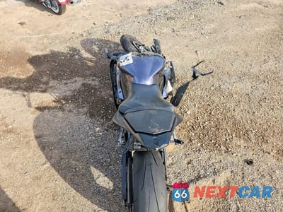 Zdjęcie 6 z 8 samochodu: 2003 YAMAHA YZFR6 L VIN:JYARJ06E73A001132 - miniatura