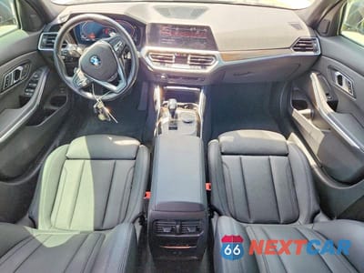 Zdjęcie 8 z 12 samochodu: 2021 BMW 330I VIN:3MW5R1J08M8B53203 - miniatura