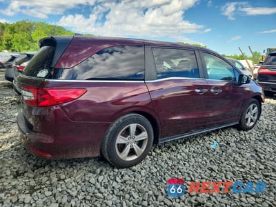 Trzecie zdjęcie samochodu z tyłu: 2020 HONDA ODYSSEY EXL VIN:5FNRL6H75LB041653 - miniatura