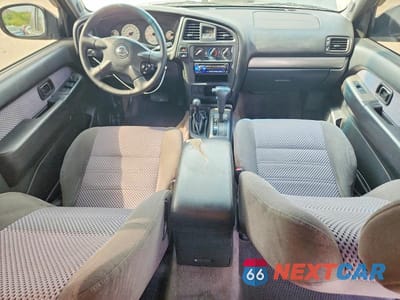 Zdjęcie 8 z 14 samochodu: 2004 NISSAN PATHFINDER SE VIN:JN8DR09Y94W920183 - miniatura