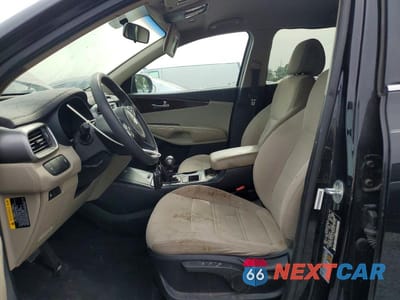 Zdjęcie 7 z 13 samochodu: 2016 KIA SORENTO LX VIN:5XYPG4A38GG013108 - miniatura