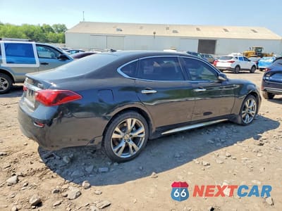 Trzecie zdjęcie samochodu z tyłu: 2015 INFINITI Q70L 3.7 VIN:JN1BY1PR1FM831667 - miniatura