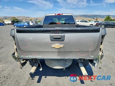 Zdjęcie 6 z 12 samochodu: 2008 CHEVROLET SILVERADO C1500 VIN:1GCEC19J38E130853 - miniatura