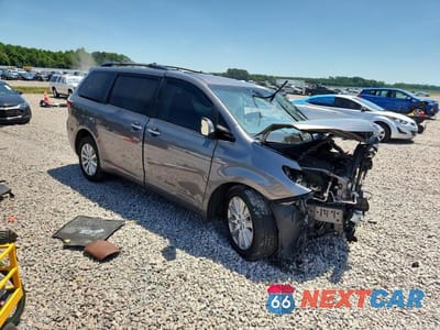 Czwarte zdjęcie samochodu z boku: 2017 TOYOTA SIENNA LIMITED PREMIUM 7-PASSENGER VIN:5TDDZ3DC7HS165369 - miniatura