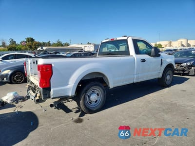 Trzecie zdjęcie samochodu z tyłu: 2022 FORD F250 SUPER DUTY VIN:1FTBF2A69NEG26260 - miniatura