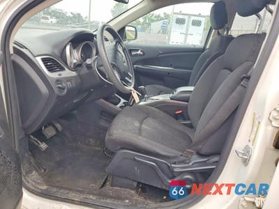 Zdjęcie 7 z 13 samochodu: 2018 DODGE JOURNEY SE VIN:3C4PDCAB3JT524462 - miniatura
