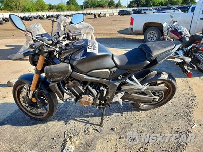Trzecie zdjęcie samochodu z tyłu: 2026 HONDA CB650 R VIN:MLHRH1659T5200436 - miniatura