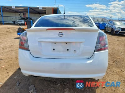 Zdjęcie 6 z 13 samochodu: 2010 NISSAN SENTRA 2.0 VIN:3N1AB6APXAL670286 - miniatura