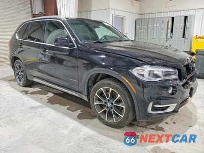 Czwarte zdjęcie samochodu z boku: 2018 BMW X5 XDRIVE35I VIN:5UXKR0C57JL077145 - miniatura