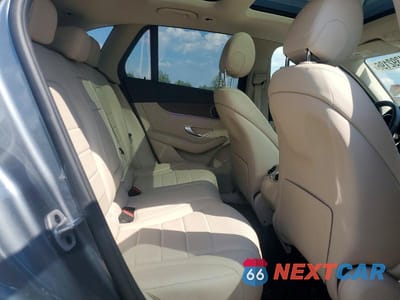 Zdjęcie 11 z 13 samochodu: 2022 MERCEDES-BENZ GLC 300 4MATIC VIN:W1N0G8EB0NV379072 - miniatura