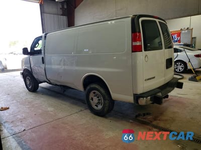 Drugie zdjęcie samochodu z przodu: 2022 CHEVROLET EXPRESS G2500 VIN:1GCWGAF79N1195887 - miniatura