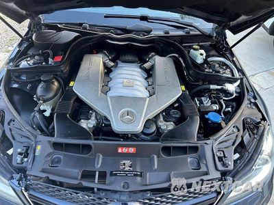 Zdjęcie 7 z 12 samochodu: 2014 MERCEDES-BENZ C 63 AMG VIN:WDDGJ7HB9EG235074 - miniatura
