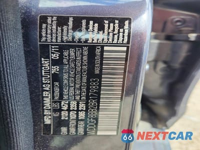 Zdjęcie 12 z 12 samochodu: 2011 MERCEDES-BENZ C 300 4MATIC VIN:WDDGF8BB2BR179883 - miniatura
