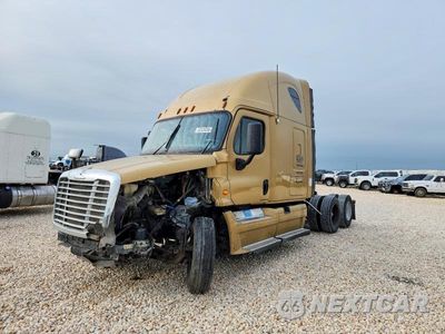 Drugie zdjęcie samochodu z przodu: 2013 FREIGHTLINER CASCADIA SEMI TRUCK VIN:3AKJGLDR7DSFB4759 - miniatura
