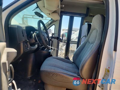 Zdjęcie 7 z 13 samochodu: 2006 CHEV EXPRESS G3500 VIN:1GBHG31V261257162 - miniatura