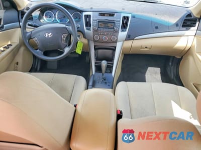 Zdjęcie 8 z 13 samochodu: 2009 HYUNDAI SONATA GLS VIN:5NPET46C29H456216 - miniatura