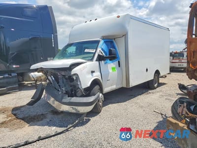 2020 CHEVROLET EXPRESS DELIVERY TRUCK 1GB3GSCG2L1254583 - główne zdjęcie licytacji z USA - miniatura