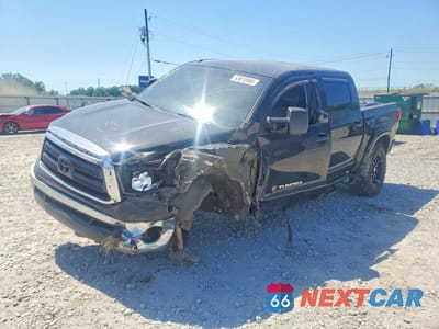 2011 TOYOTA TUNDRA CREWMAX SR5 5TFDW5F11BX170097 - główne zdjęcie licytacji z USA - miniatura