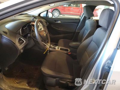 Zdjęcie 7 z 12 samochodu: 2018 CHEVROLET CRUZE LS VIN:1G1BC5SM6J7221648 - miniatura