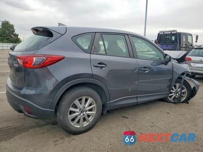 Trzecie zdjęcie samochodu z tyłu: 2016 MAZDA CX-5 SPORT VIN:JM3KE4BYXG0685131 - miniatura