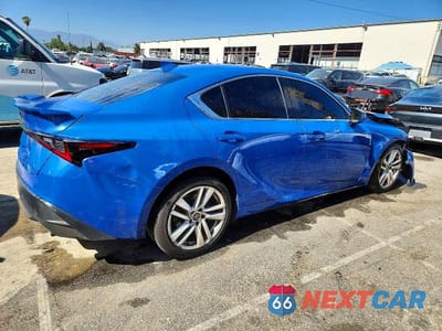 Trzecie zdjęcie samochodu z tyłu: 2021 LEXUS IS 300 VIN:JTHAA1D28M5116413 - miniatura