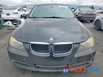 Piąte zdjęcie samochodu w środku: 2008 BMW 328 I SULEV VIN:WBAVC53588FZ82710 - miniatura