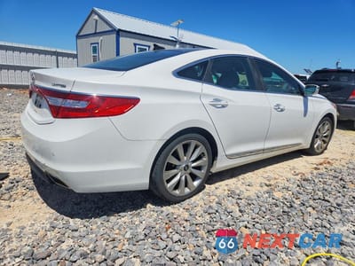 Trzecie zdjęcie samochodu z tyłu: 2017 HYUNDAI AZERA LIMITED VIN:KMHFH4JG4HA588315 - miniatura