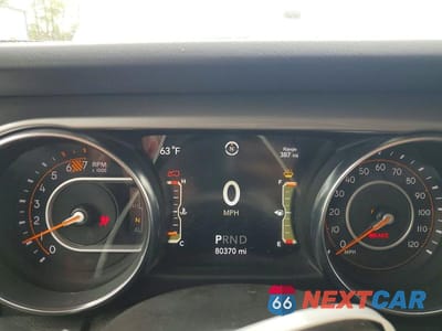 Zdjęcie 9 z 13 samochodu: 2021 JEEP WRANGLER UNLIMITED SAHARA VIN:1C4HJXEN4MW689315 - miniatura