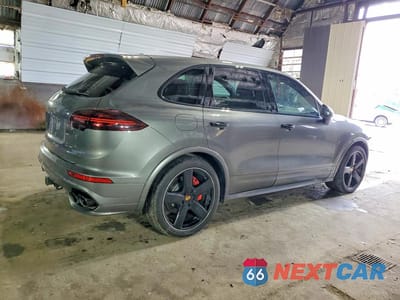 Trzecie zdjęcie samochodu z tyłu: 2018 PORSCHE CAYENNE GTS VIN:WP1AD2A27JLA80755 - miniatura