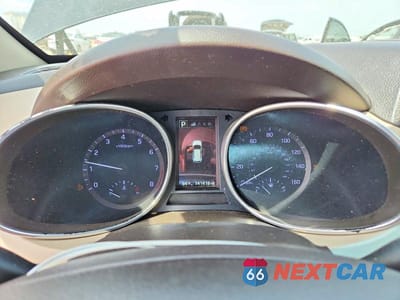 Zdjęcie 9 z 13 samochodu: 2017 HYUNDAI SANTA FE SE VIN:KM8SN4HFXHU197432 - miniatura
