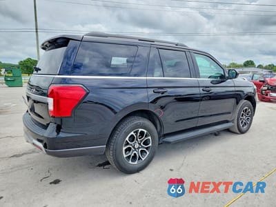 Trzecie zdjęcie samochodu z tyłu: 2024 FORD EXPEDITION XLT VIN:1FMJU1J84REA41892 - miniatura