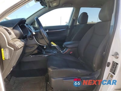 Zdjęcie 7 z 13 samochodu: 2014 KIA SORENTO LX VIN:5XYKTCA67EG465218 - miniatura