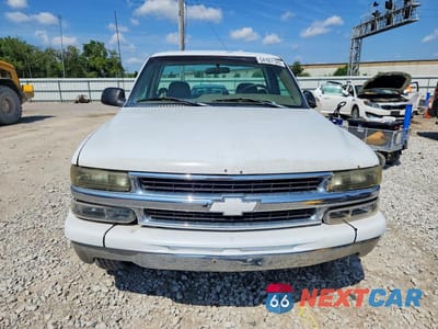Piąte zdjęcie samochodu w środku: 1999 CHEVROLET SILVERADO C1500 VIN:1GCEC14WXXE242874 - miniatura