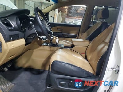Zdjęcie 7 z 14 samochodu: 2017 KIA SEDONA LX VIN:KNDMB5C11H6236937 - miniatura