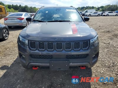 Piąte zdjęcie samochodu w środku: 2024 JEEP COMPASS TRAILHAWK VIN:3C4NJDDN9RT140788 - miniatura