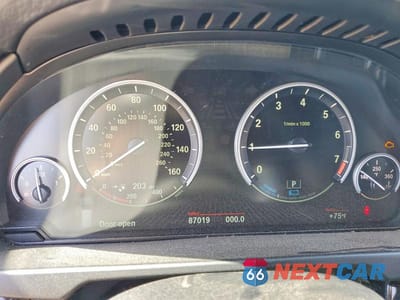 Zdjęcie 9 z 14 samochodu: 2018 BMW X5 XDR40E VIN:5UXKT0C58J0W00675 - miniatura