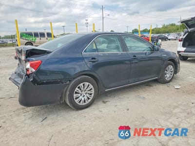 Trzecie zdjęcie samochodu z tyłu: 2012 TOYOTA CAMRY HYBRID LE VIN:4T1BD1FK7CU042864 - miniatura