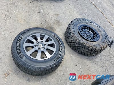 Zdjęcie 13 z 14 samochodu: 2026 TOYOTA LAND CRUISER BASE VIN:JTEABFAJ9T5024809 - miniatura