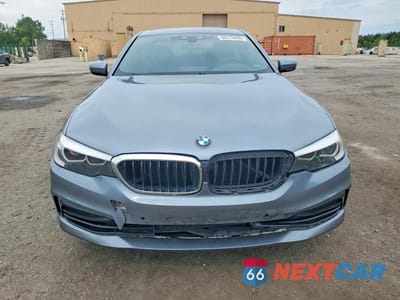 Piąte zdjęcie samochodu w środku: 2020 BMW 530 I VIN:WBAJR3C0XLCD18041 - miniatura