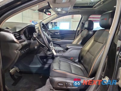 Zdjęcie 7 z 13 samochodu: 2023 GMC ACADIA AT4 VIN:1GKKNLLS0PZ241057 - miniatura