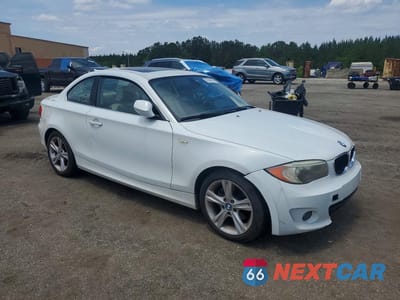 Czwarte zdjęcie samochodu z boku: 2012 BMW 128 I VIN:WBAUP7C54CVP23562 - miniatura