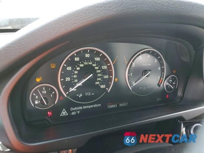 Zdjęcie 9 z 14 samochodu: 2016 BMW X5 XDR40E VIN:5UXKT0C53G0S76110 - miniatura