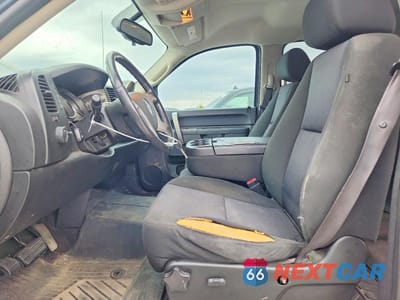 Zdjęcie 7 z 12 samochodu: 2010 CHEVROLET SILVERADO K1500 LT VIN:3GCRKSE34AG155373 - miniatura