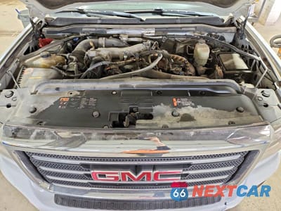 Zdjęcie 11 z 12 samochodu: 2016 GMC SIERRA K2500 SLT VIN:1GT12TE82GF162900 - miniatura