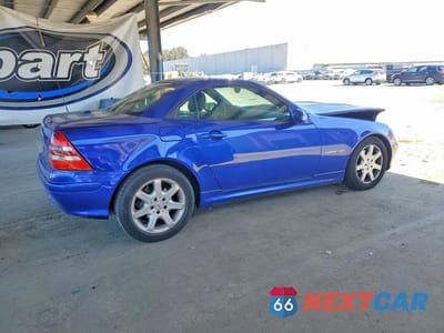 Trzecie zdjęcie samochodu z tyłu: 2003 MERCEDES-BENZ SLK 230 KOMPRESSOR VIN:WDBKK49F43F289949 - miniatura