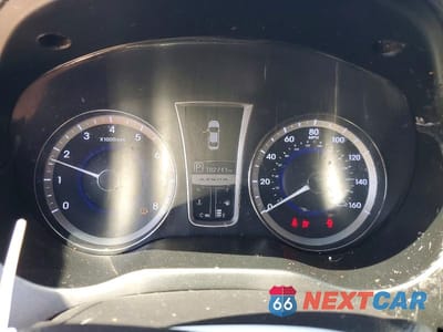 Zdjęcie 9 z 12 samochodu: 2012 HYUNDAI AZERA BASE VIN:KMHFH4JG6CA190323 - miniatura